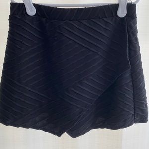Girls large black skort